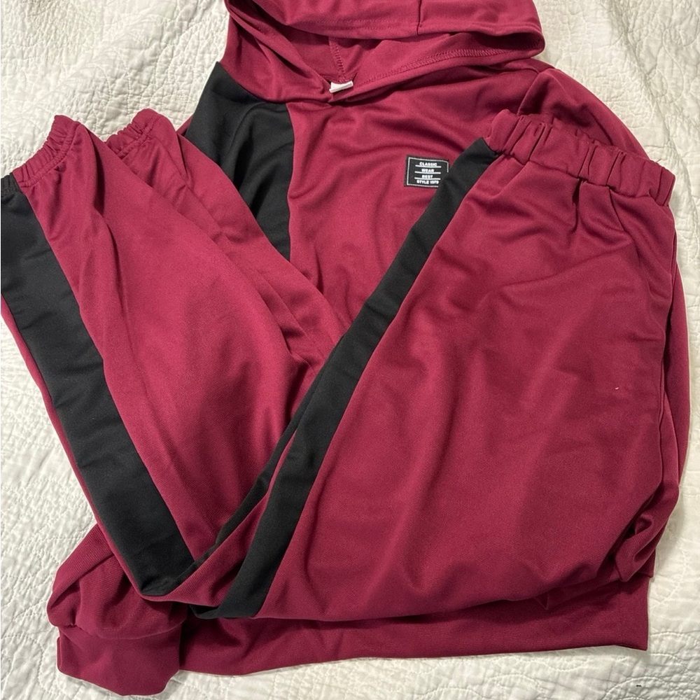 SHEIN Kids Burgundy and Black Jogger Set